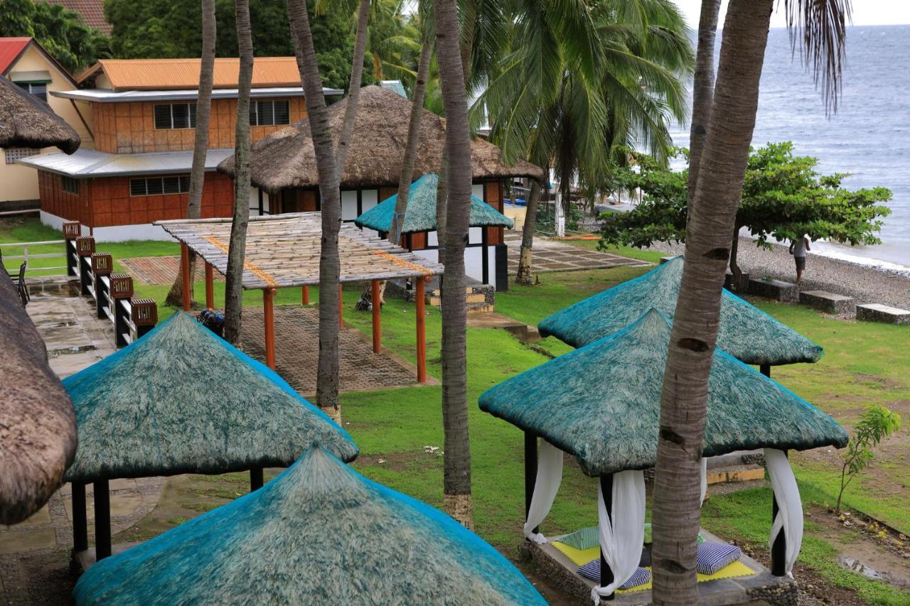 Saltitude Dive & Beach Resort Mabini  Exterior photo